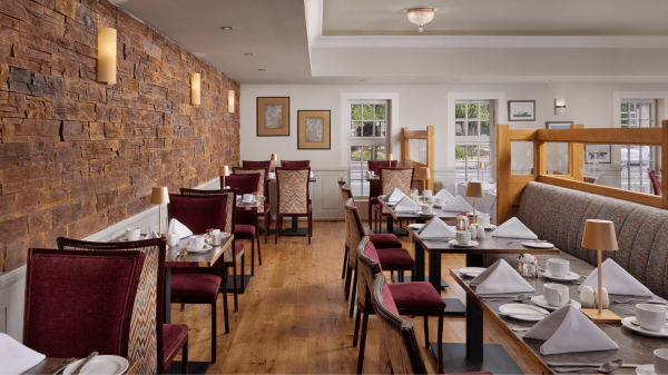 DOOLEYS_RESTAURANTSNUG