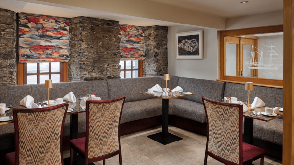 DOOLEYS_RESTAURANTSTONEWALL
