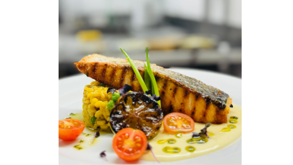 DOOLEYS_SALMONDISH