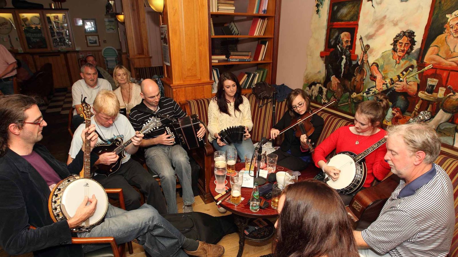 Dooleys Hotel Waterford Traditional Irish Music